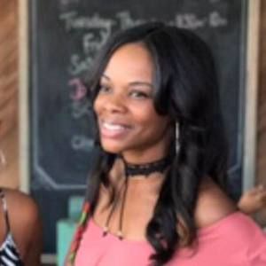 Meet your Posher, Zaneeka